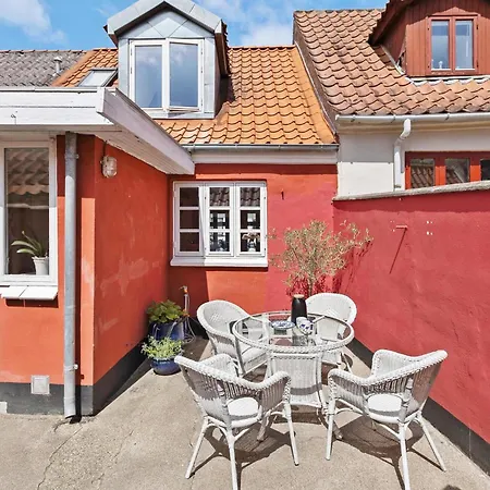 Casa de Férias 1 Bedroom Lovely In Assens