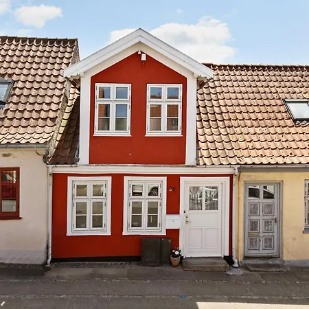 Casa de Férias 1 Bedroom Lovely In *