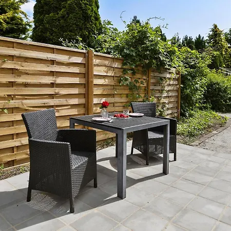 1 Bedroom Lovely In *